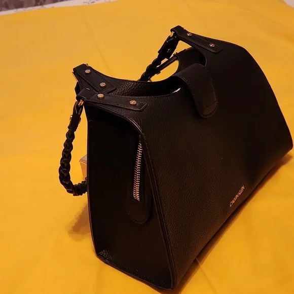 Calvin Klein handbag - Picture 8 of 9